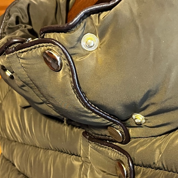 YMI Army green vest Size S - Picture 3 of 14